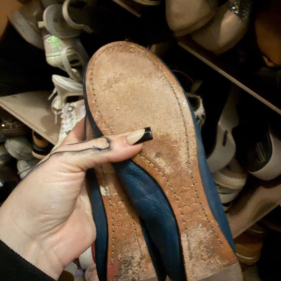 Tory Burch Blue Leather Logo Ballet Flats with Gold Emblem - Picture 2 of 2